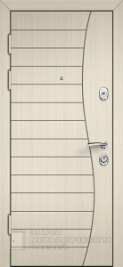 Фото «Серая дверь №33»  в Лосино-Петровскому